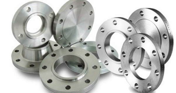 BENEFITS OF USING STAINLESS STEEL FLANGES Image