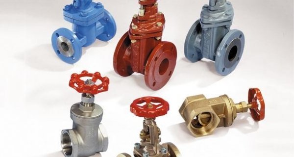 3 DIFFERENT TYPES OF VALVES Image