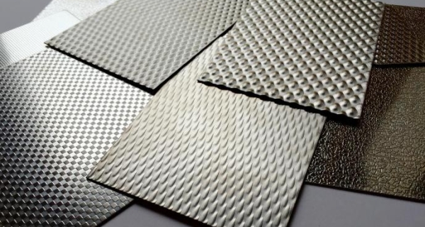 Various Applications of Chequered Sheets Image