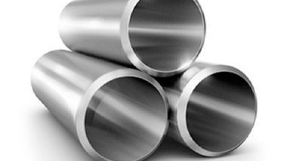 Manufacturers of Seamless Pipes in India: Types and Uses Image