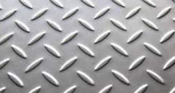 Exploring Stainless Steel Plates and Their Various Types Image