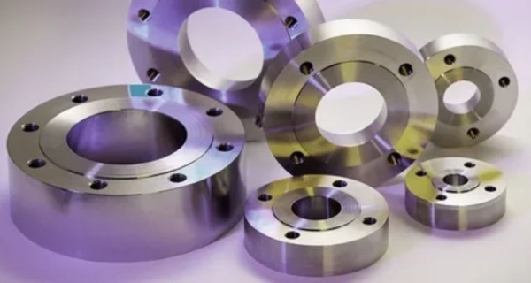 Exploring the Flanges Manufacturers in India Image