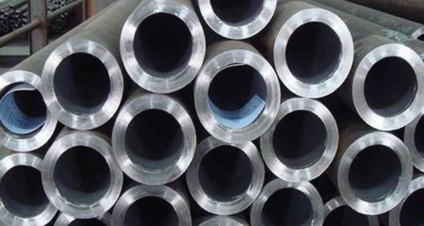 Stainless Steel Pipe And Its Specifications Image