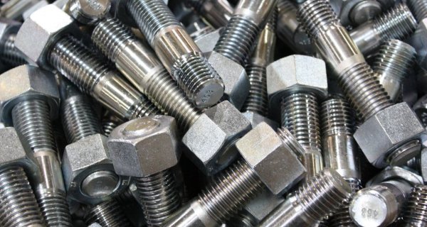Trusted Stud Bolt Manufacturer In India Delivering High-Strength Fastening Solutions Image