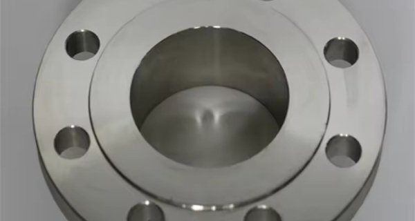 Top-Quality Hub Flanges for Industrial Applications Image