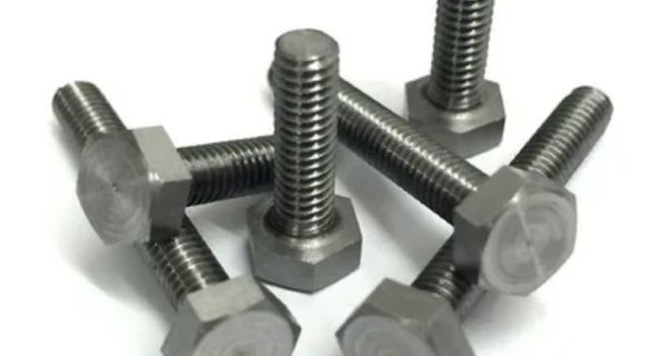 Complete Guide to Stud Bolts: From Applications to the Best Suppliers in India Image
