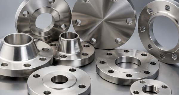 Buyer’s Guide to Stainless Steel Flanges: Grades, Applications, and Smart Purchasing Tips Image